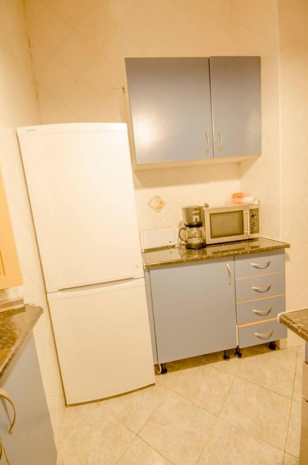 Centro De Malaga Fernan Gonzalez Apartment Luaran gambar
