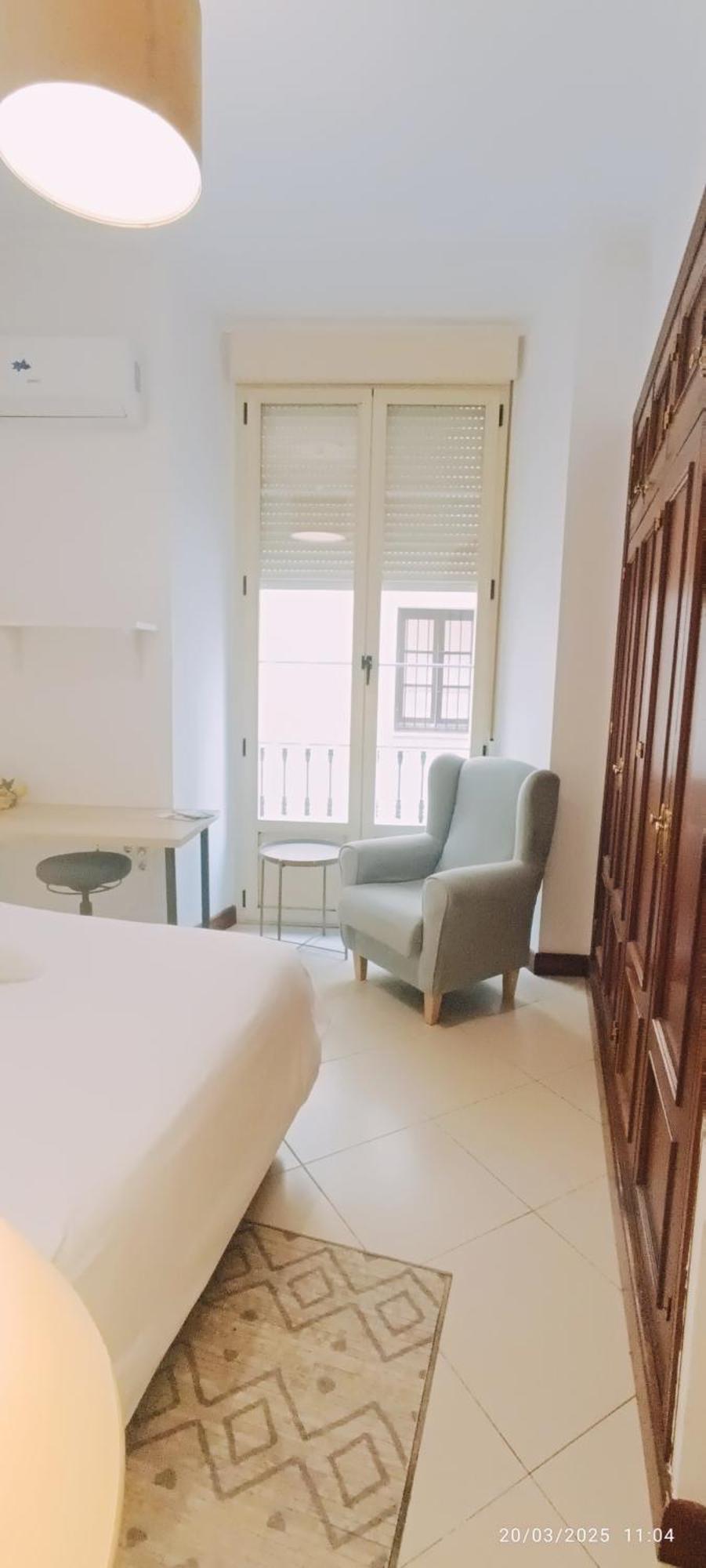 Centro De Malaga Fernan Gonzalez Apartment Luaran gambar